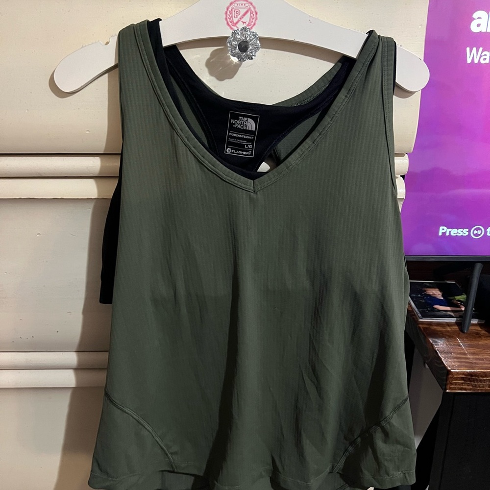 Women’s North Face Tank Top size large
